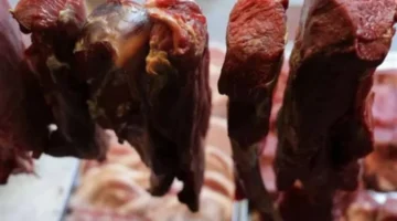 أسعار اللحوم الطازجة.. تفاوت ملحوظ في الأسواق وسط إقبال المتسوقين ثاني أيام رمضان